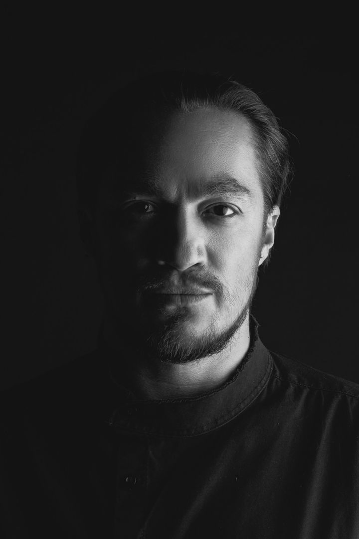 Солист группы "Каста" впал в кому на пробежке из-за остановки сердца