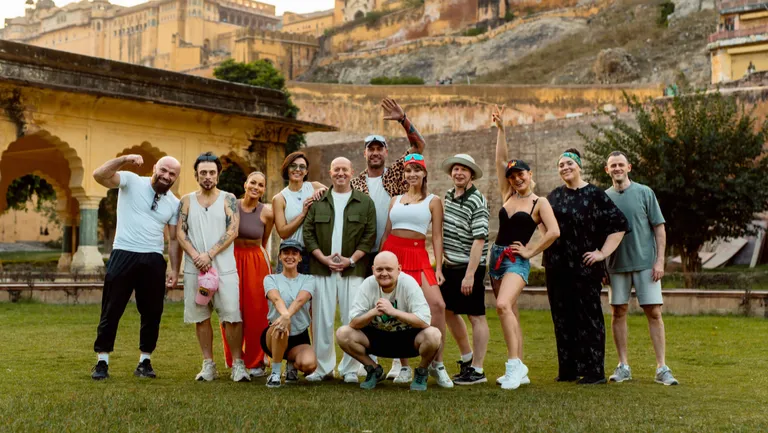 «Тайный миллионер» выйдет на СТС в 2026 году. Фото: СТС