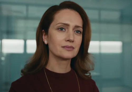 «Я очень надеюсь, что являюсь хорошей мамой. Я все для этого делаю. Мне не хотелось где-то публиковать ее фотографии. Возможно, сказался наш первый печальный опыт. Страх за Варвару у меня не пропал. Мне не перестало быть страшно за нее», — 