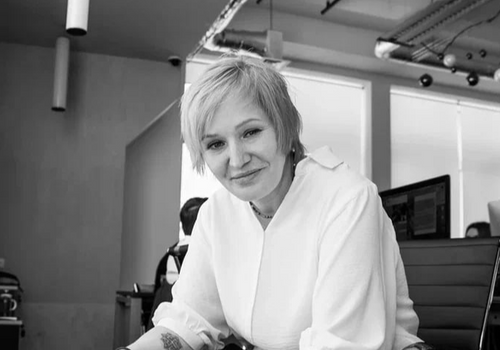 «В мире снов нет ничего случайного. Каждый образ, особенно такой мощный, как собака, – это ключ к нашему внутреннему состоянию. С точки зрения астропсихологии, собака – это архетип, связанный с энергиями Меркурия (дружба, общение, информация) и Марса (защита, агрессия, действие). Когда к нам во сне приходит собака, подсознание буквально предлагает нам посмотреть, как мы взаимодействуем с миром на этих уровнях», — 