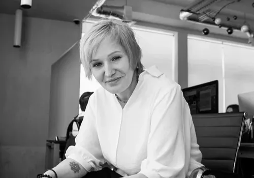 «Выдыхайте. Глобальная трансформация личности завершается. Теперь фокус смещается с вопроса «кто я?» на вопрос «сколько это стоит?». Уран зайдет в ваш сектор ресурсов, что обещает нестандартные источники дохода», -