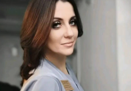 «Многие путают авитаминоз и гиповитаминоз – и это понятно, потому что симптомы похожи. Разница – в степени. В клинической практике мы чаще всего видим именно гиповитаминоз, но называют это все равно авитаминозом – по привычке», — 