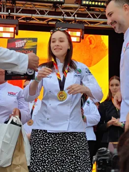 Золотые медалисты Chefs Team Junior. Фото: "Жизнь"