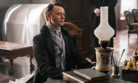 Илья Носков в сериале «История его служанки». Фото: онлайн-кинотеатр Иви