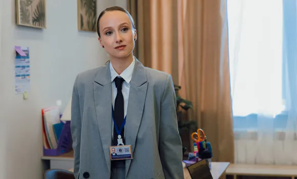 Надежда Жарычева в сериале «Олдскул». Фото: онлайн-кинотеатр PREMIER