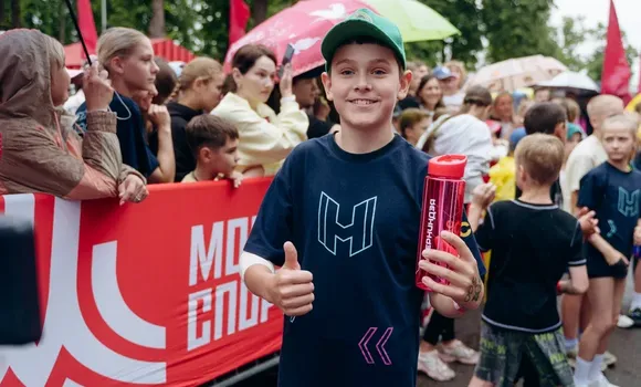 Более 1200 москвичей прошли полосу из семи препятствий. ФОТО: СТС