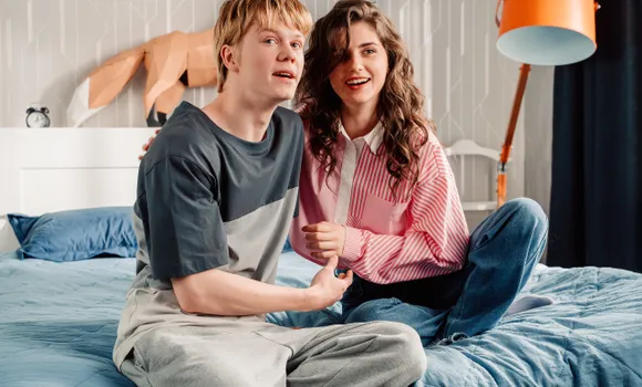 Полина Денисова и Тимофей Кочнев в 5 сезоне сериала «Папины дочки. Новые». Фото: СТС