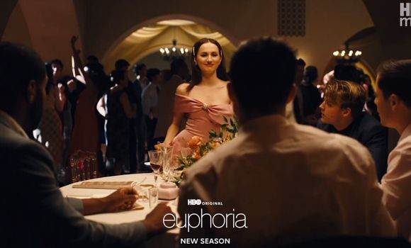 Кадр из 3 сезона сериала «Эйфория». Фото: HBO 