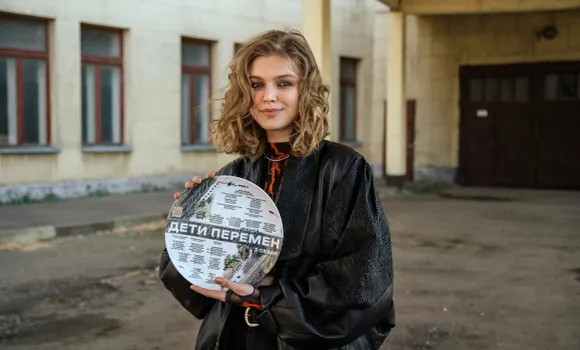 Алина Дулова присоединилась к касту 2 сезона сериала «Дети перемен». Фото: онлайн-кинотеатр Wink