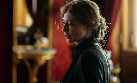 Оксана Акиньшина в сериале «Константинополь». Фото: онлайн-кинотеатр Иви