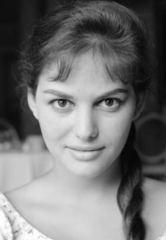 Клаудия в юные годы. ФОТО: соцсети