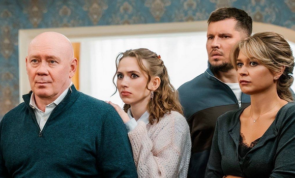 Виталий Хаев, Яна Енжаева, Анастасия Калашникова и Сергей Канаев на съемках 4 сезона сериала «Праздники»