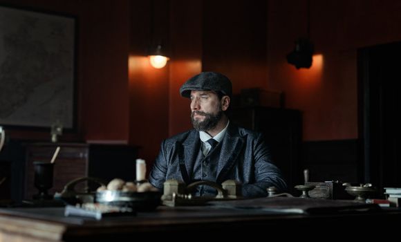 Александр Устюгов на съемках сериала «Константинополь». Фото: онлайн-кинотеатр Иви