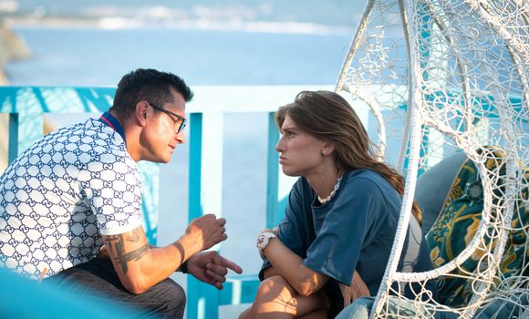 Павел Прилучный и Нино Нинидзе в сериале «Виноград». Фото: KION