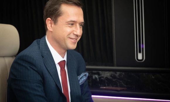 Егор Корешков в сериале «Виноград». Фото: KION