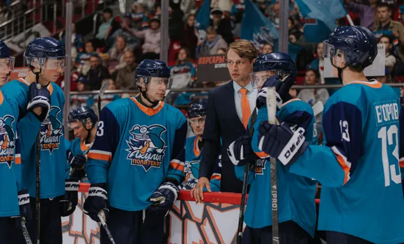 Иван Мулин в сериале «Молодежка. Новая смена» 2 сезон. Фото: СТС