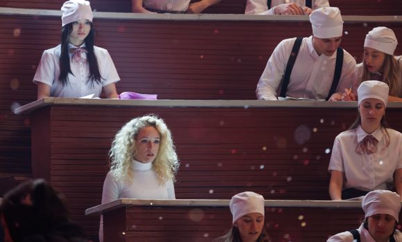 Анастасия Талызина на съемках сериала «Москва слезам не верит. Все только начинается». Фото: онлайн-кинотеатр Wink