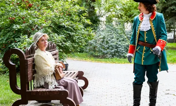 Кадр из сериала «Как Деревянко Чехова играл». ФОТО: СТС