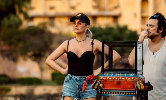 Настя Крайнова в шоу «Тайный миллионер». Фото: СТС