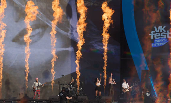 Санкт-Петербург встретил VK Fest с особым теплом