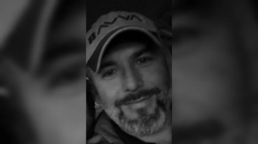 Полковник ГРУ Тимур Мясников героически спас жену и сына, а сам был смертельно ранен. Фото: @t.me/breakingmash