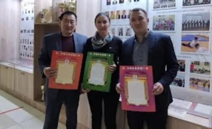 В Якутии физрук изнасиловал студентку и три года принуждал к совместной жизни. Фото: @breakingmash