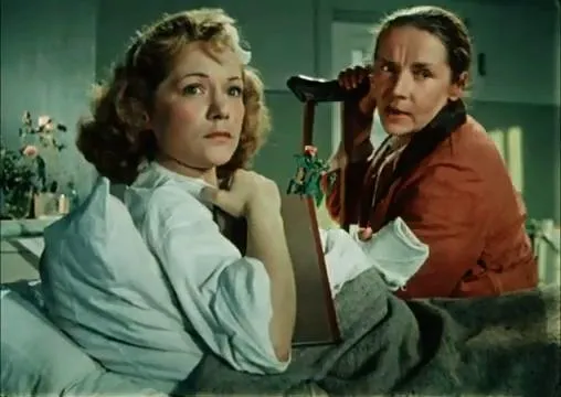 Римма Быкова (слева). Кадр из фильма «Дело Румянцева», 1955, реж. Иосиф Хейфиц