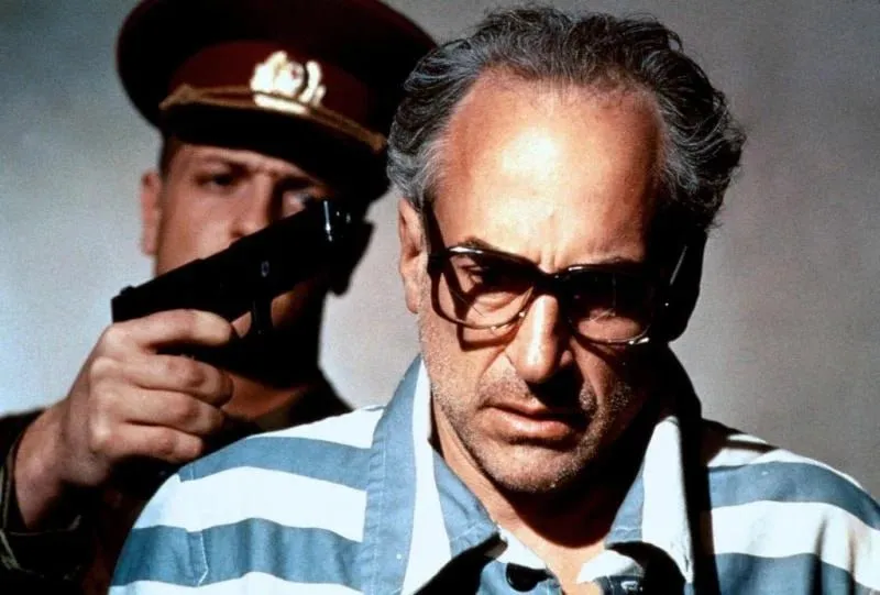 Кадр из фильма "Гражданин Х", реж. Крис Джеролмо, 1995 год