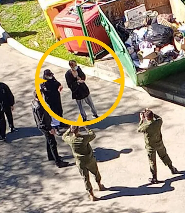 Убийца вместе с полицейскими ищет части тела расчлененной им девушки. Фото: @t.me/shot_shot