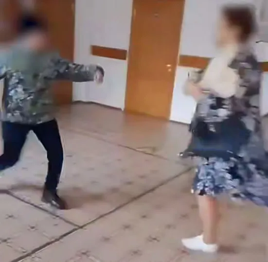 В Томской области едва не произошла драка между учеником-аутистом и преподавателем. Фото: t.me/shot_shot