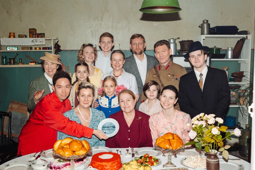 Команда сериала "Осталась одна Таня". Фото предоставлено пресс-службой "ВКонтакте"