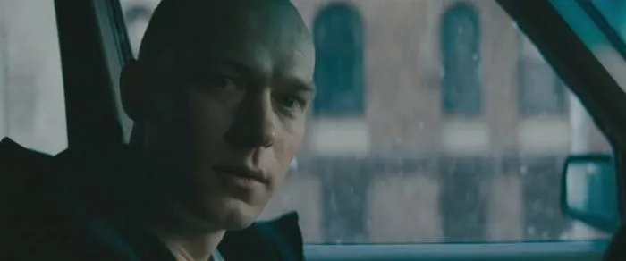 Кадр из фильма «Анора», 2024, реж. Шон Бэйкер