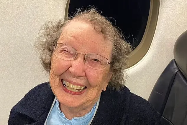 101-летняя медсестра попала в странную ситуацию в аэропорту США. Фото: dailymail.co.uk