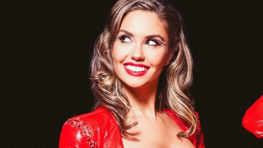 Агата Муцениеце хотела "навести порчу" на Прилучного. Фото: Instagram (запрещен в РФ) / @agataagata