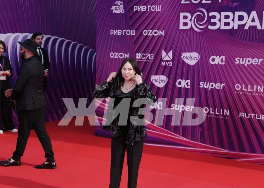 Марина Хлебникова, несмотря на проблемы, не смогла отказать себе в удовольствии посетить премию МУЗ-ТВ. Фото: "Жизнь"