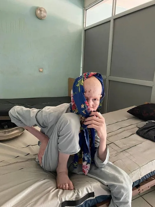 Мальчик смирился со своей участью, но его спасла Мила. Фото: личный архив семьи Кхадима
