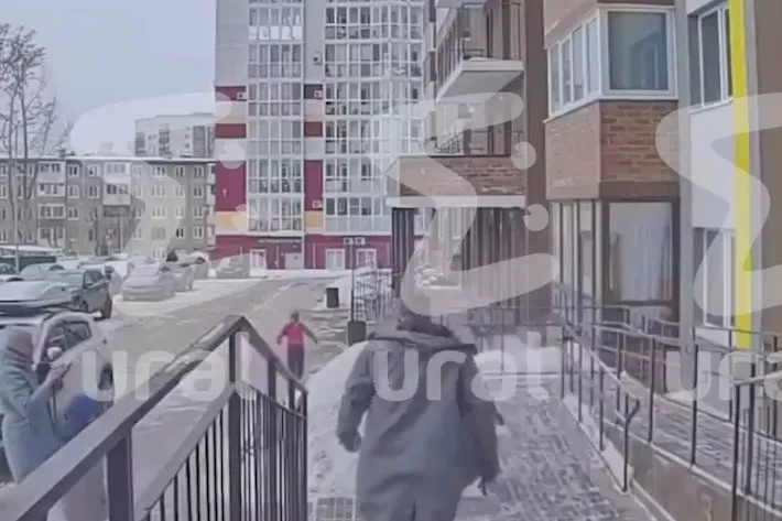 В Перми 9-летний мальчик в крови сбежал из дома в пижаме, спасаясь от отчима. Фото: t.me/url_mash