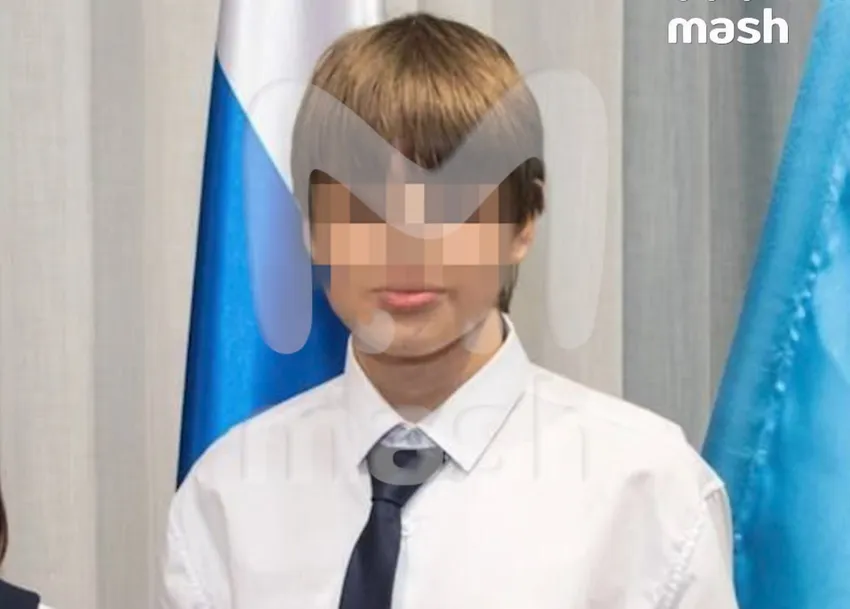 Школьник с ножом в нижнекамском лицее - в больнице, у него ожоги от своих петард. Фото: t.me/mash_iptash