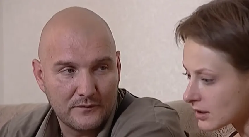 Полковник Джексон покорил сердца миллионов людей. Кадр из сериала "Ментовские войны", 2 сезон, 7 серия, реж. Павел Мальков, Егор Абросимов, Алан Дзоциев, Сергей Раевский, Денис Скворцов, 2006 год