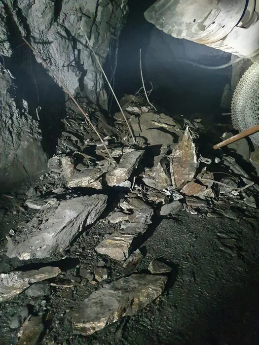 Трагедия произошла в шахте на глубине 1350 метров. Фото: t.me/kras_mash