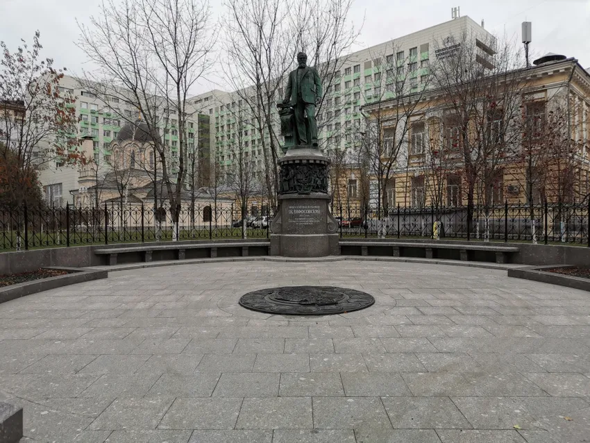 Памятник Склифосовскому в Москве. Фото: ru.wikipedia.org