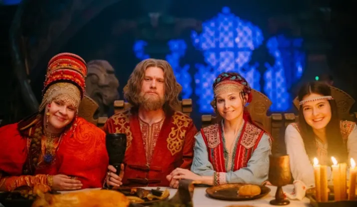 Иван с супругой и дочками. Кадр из сериала «Последний богатырь. Наследие», 2024, реж. Антон Маслов