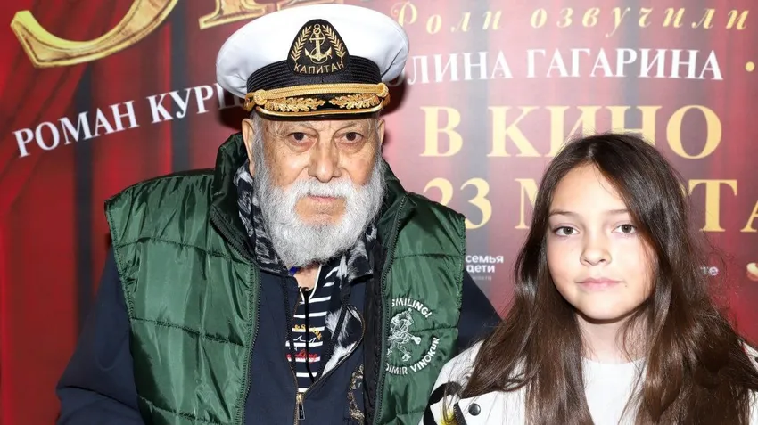 Бедрос Киркоров с внучкой Аллой-Викторией. Фото: legion-media.com