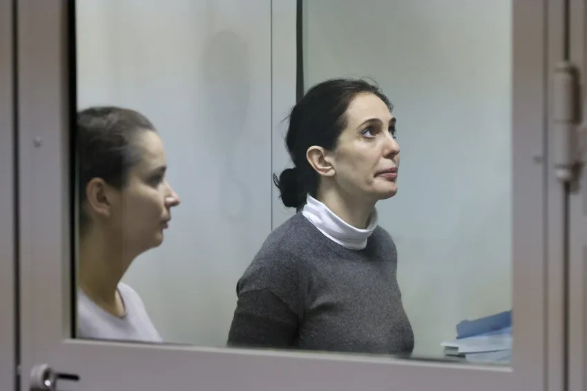 Елена Белая и Элина Сушкевич. Фото: ТАСС