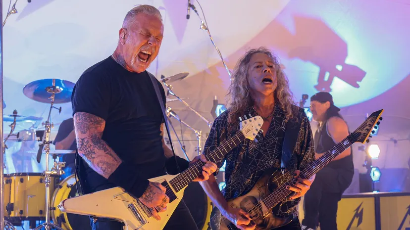 В Греции фанаты, беснующиеся на концерте группы Metallica, вызвали землетрясение. Фото: соцсети