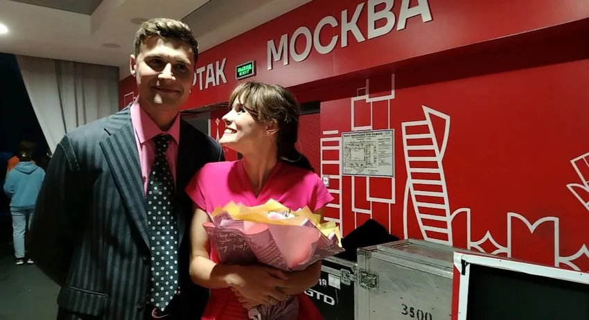 Александр Энберт и Ангелина Стречина в шоу "Ледниковый период". Фото: "Жизнь".