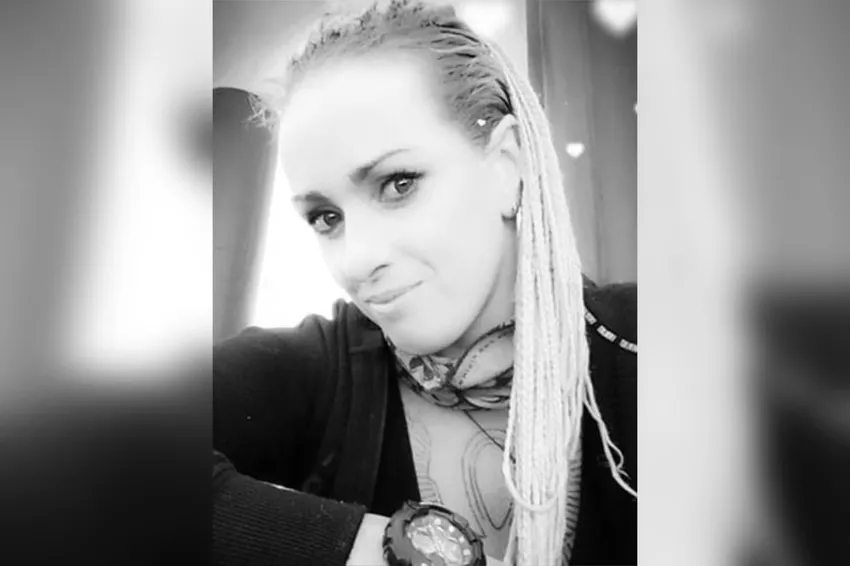 35-летняя любительница сёрфинга засунула тело домовладельца в чехол для доски. Фото: dailytelegraph.com
