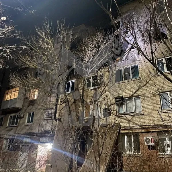 В Краснодарском крае два этажа пятиэтажки разрушились после взрыва газа. Фото: @t.me/shot_shot
