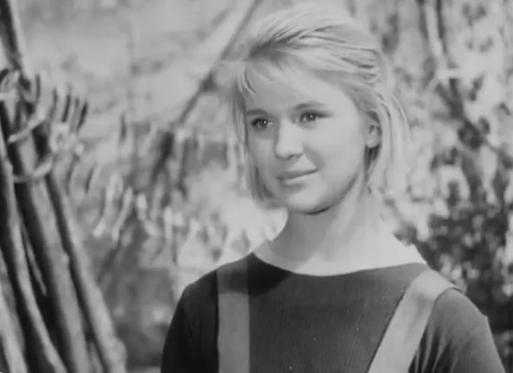 Галина Польских в юности. Кадр из фильма "Дикая собака Динго", 1962, реж. Юлий Карасик