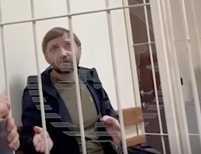 Блогер-сыроед Максим Лютый, на руках у которого от голода умер сын, не согласен с наказанием. Фото: @t.me/shot_shot